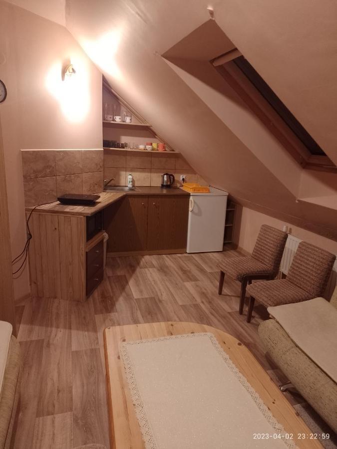 Agrohaczow Za Rzeka Apartament 8-Osobowy Exterior photo